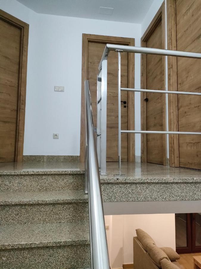 Villa Piomincha Cee Εξωτερικό φωτογραφία
